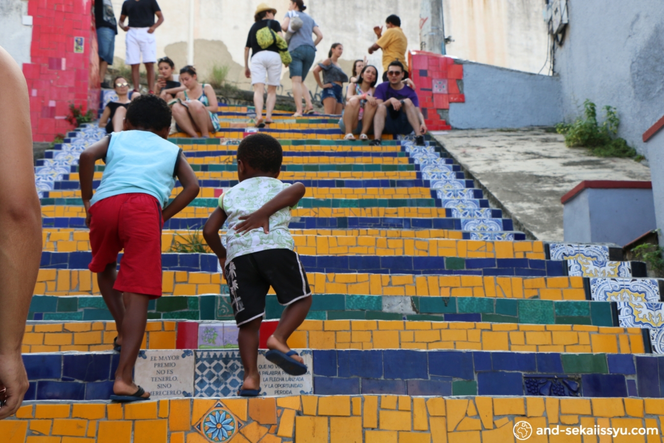 リオ・デジャネイロ観光｜カテドラル・メトロポリターナとセラロンの階段