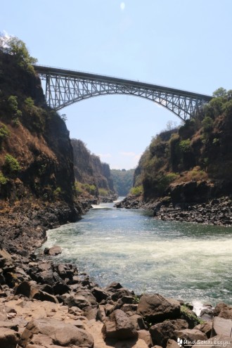 ビクトリアの滝（ザンビア）の橋