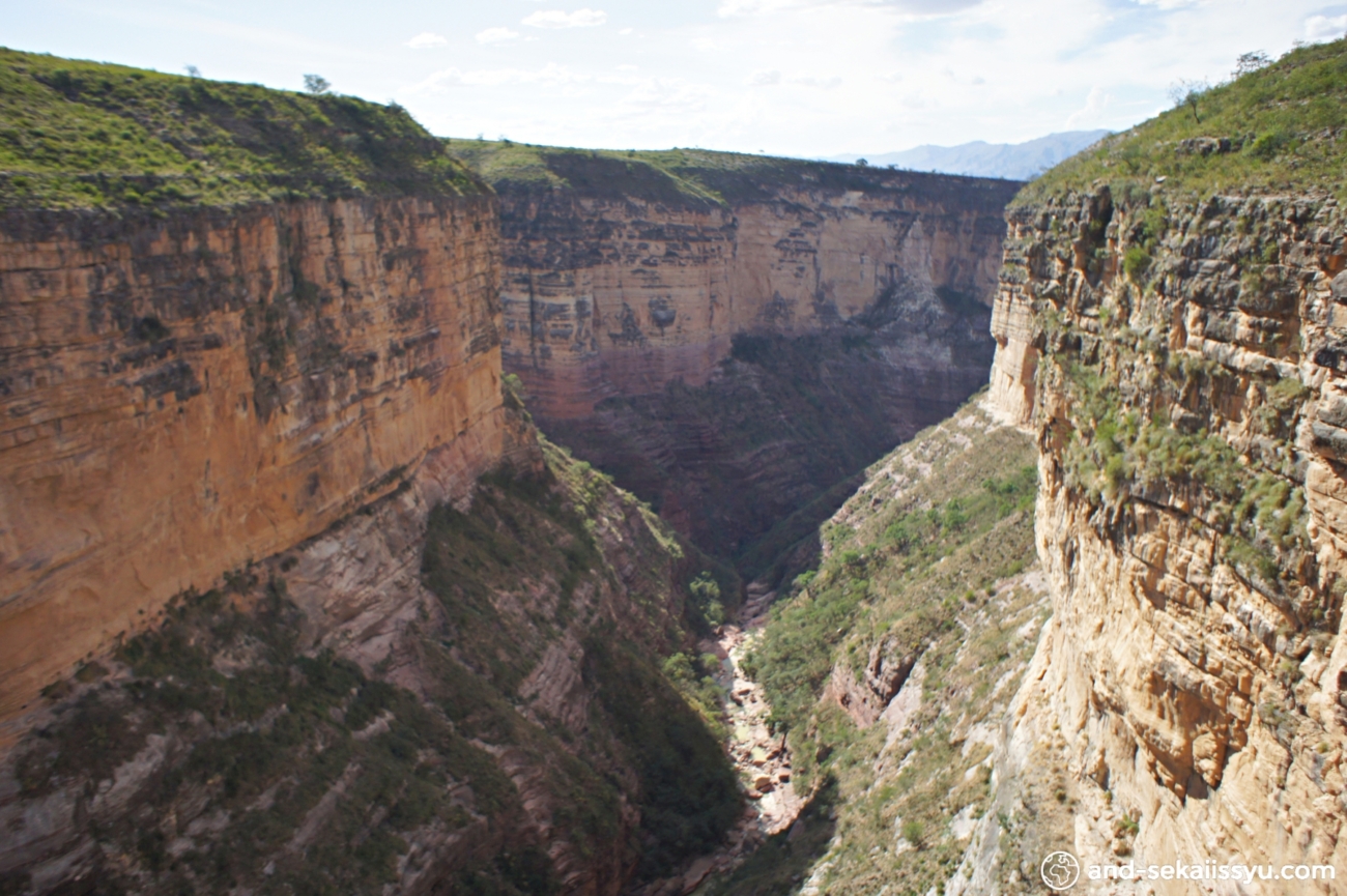 エル・ベルヘル（El Vergel）｜ボリビアのグランドキャニオンで滝修行‼︎恐竜の足跡が予想以上にでかかった‼︎