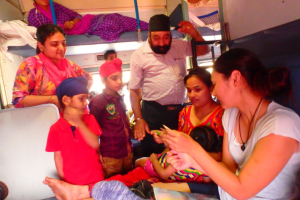 インド　アウランガーバード　折り紙講座